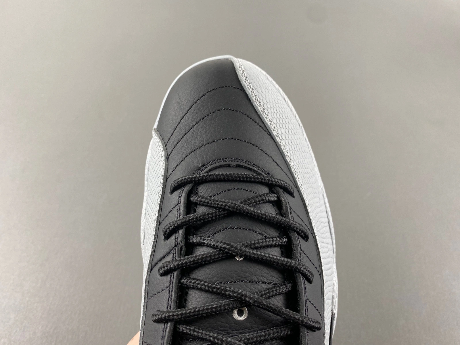 Air Jordan 12 Black Wolf Grey - Sep 2024 - CT8013-010