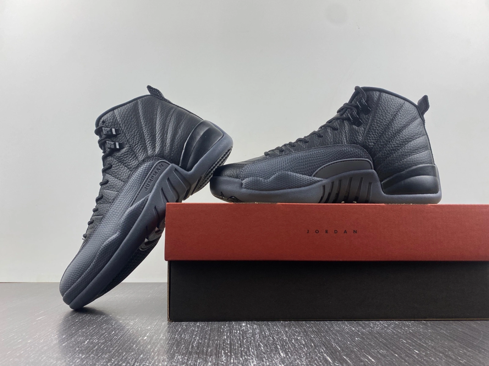 Air Jordan 12 Black Wolf Grey CT8013-019