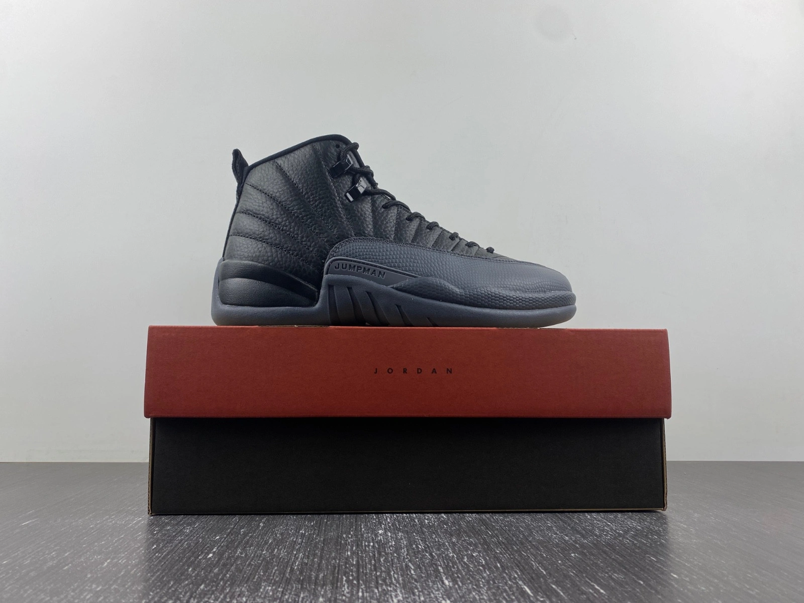 Air Jordan 12 Black Wolf Grey CT8013-019