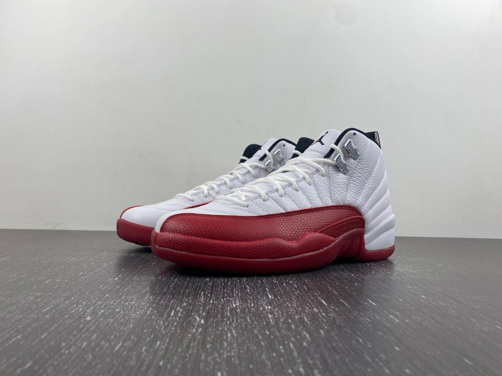 Air Jordan 12 Cherry CT8013-116
