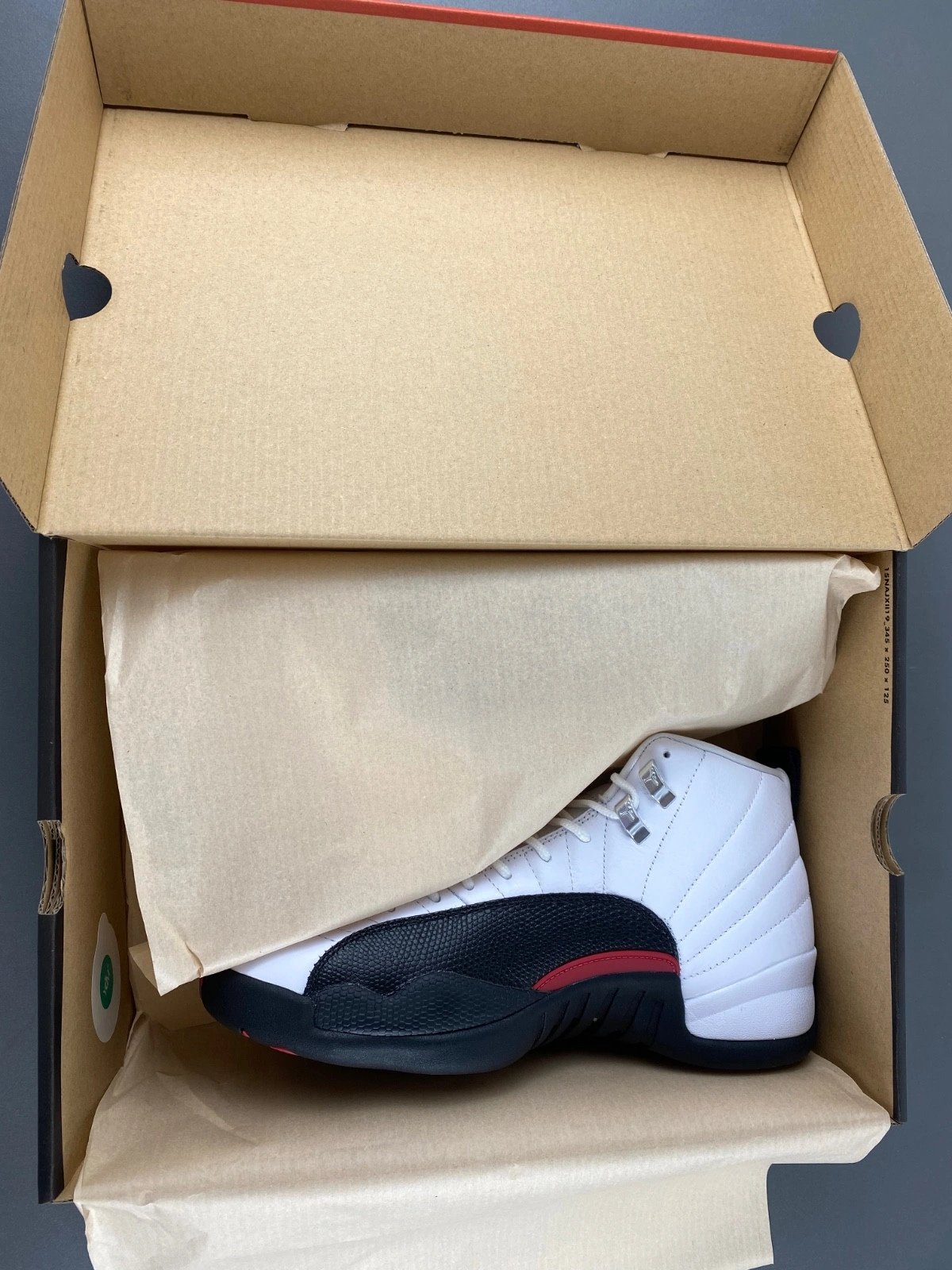Air Jordan 12 Red Taxi CT8013-162