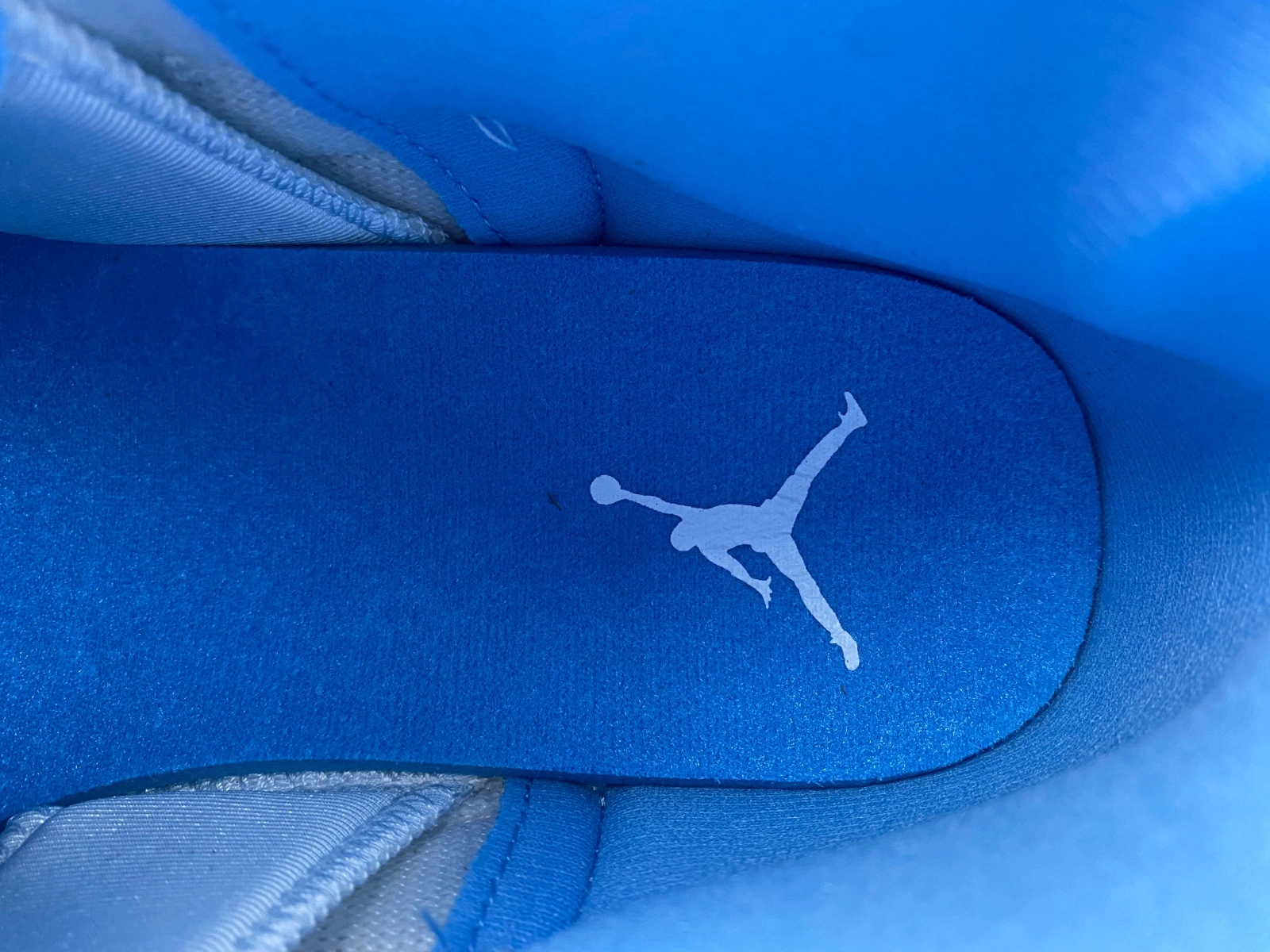 Air Jordan 12 Retro Women’s 'UNC'  308243-142