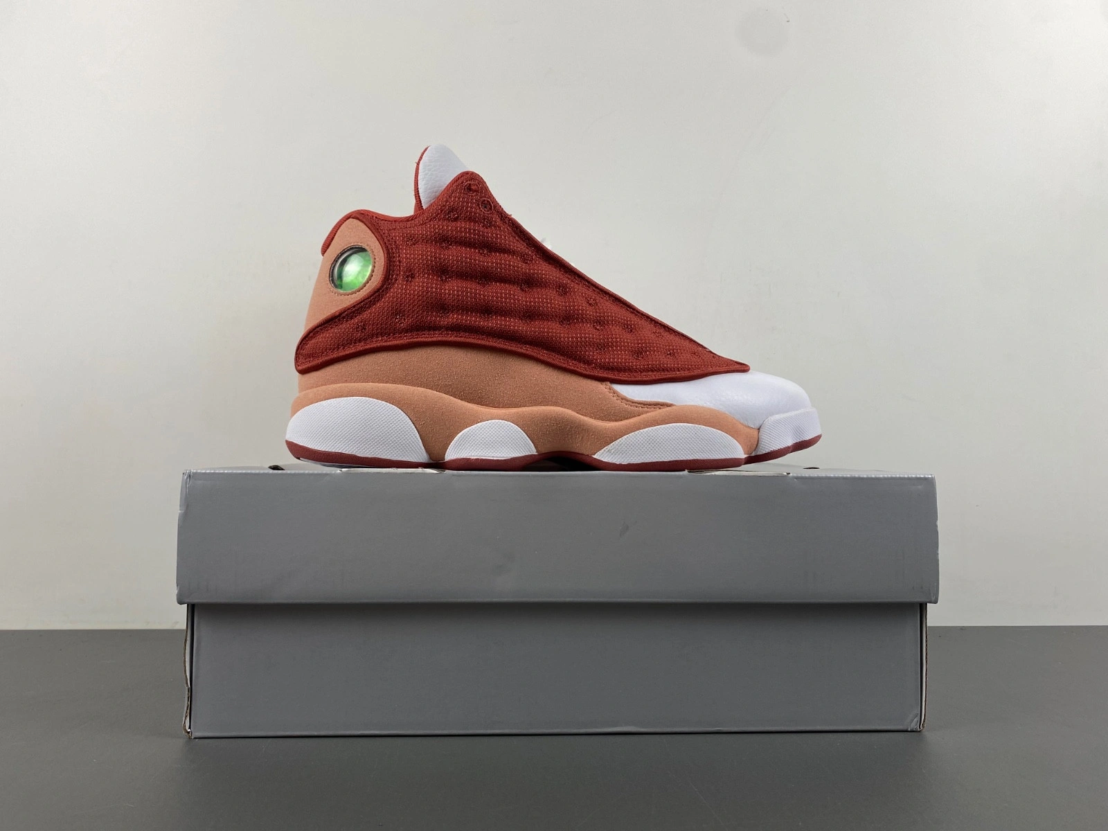 Air Jordan 13 