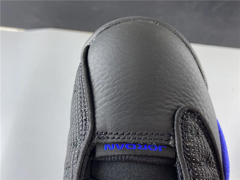 Air Jordan 13 Retro “Hyper Royal“  414571-040
