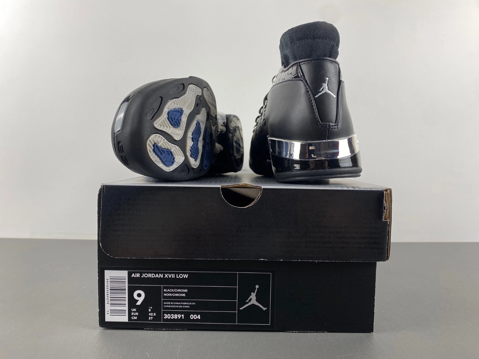 Air Jordan 17 OG Low 'Black Chrome' 303891-004