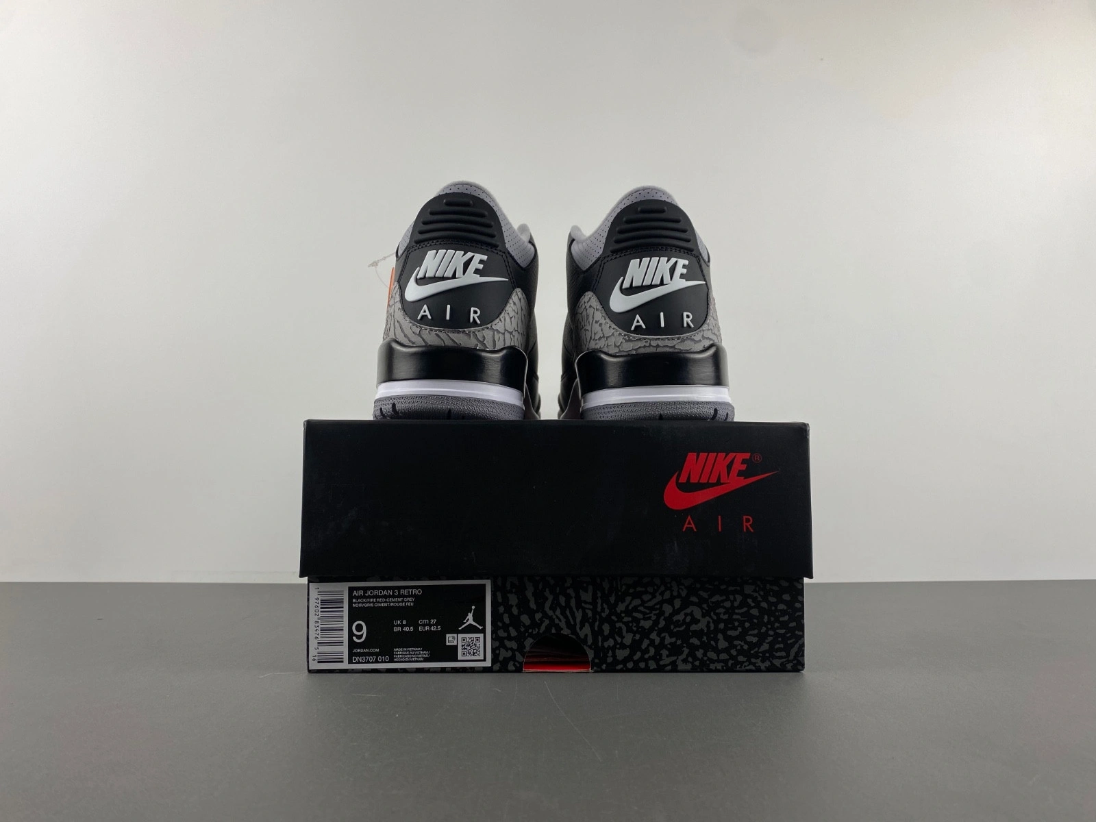 Air Jordan 3 Black Cement 2024 DN3707-010
