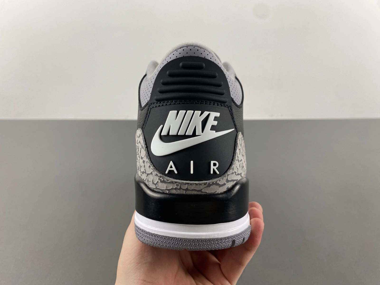 Air Jordan 3 Black Cement 2024 DN3707-010