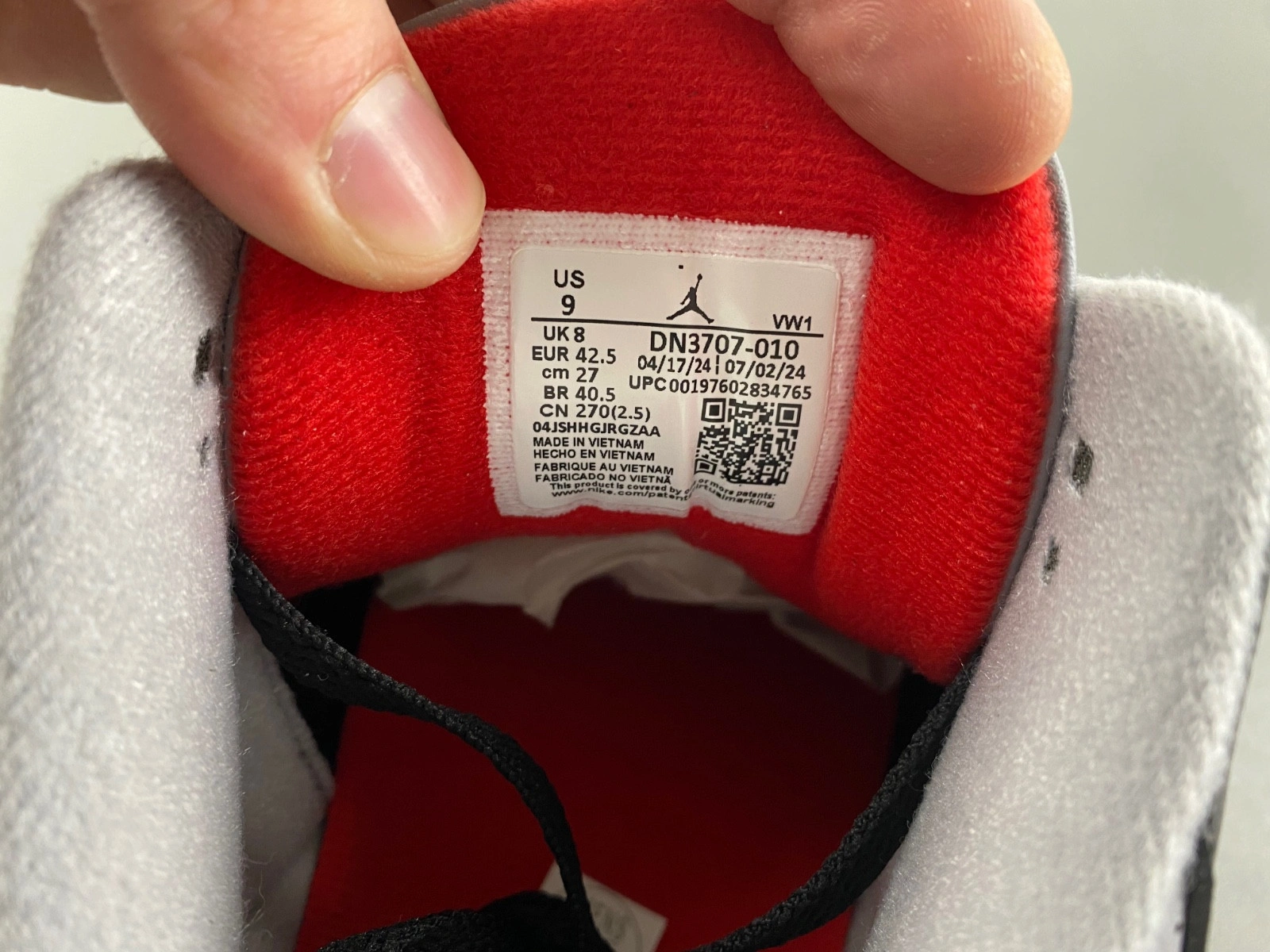 Air Jordan 3 Black Cement 2024 DN3707-010