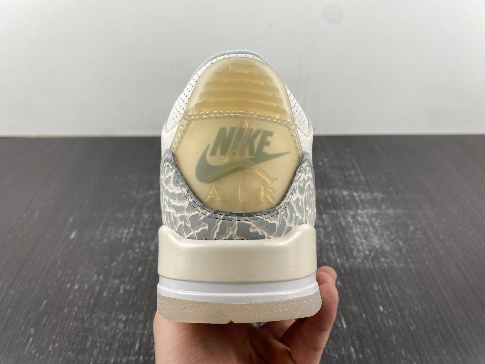 Air Jordan 3 Craft “Ivory”   FJ9479-100
