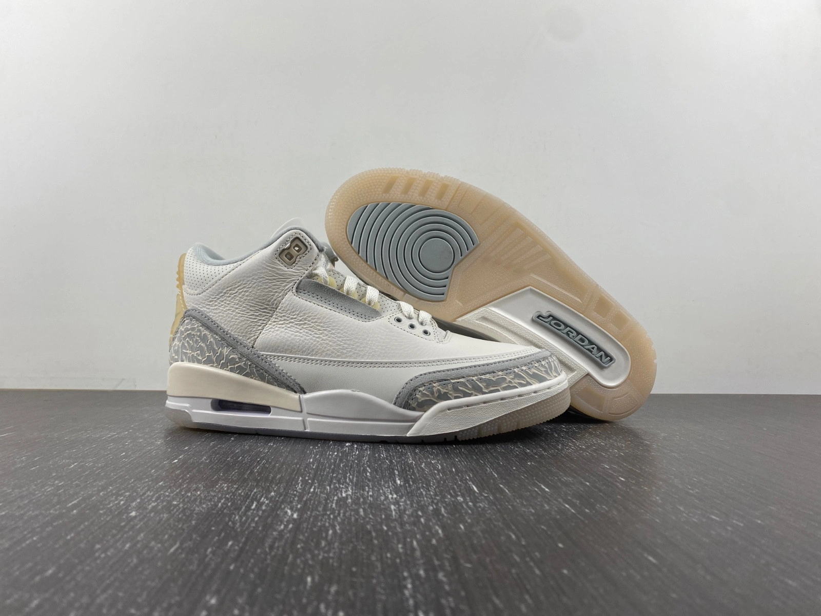 Air Jordan 3 Craft “Ivory”   FJ9479-100