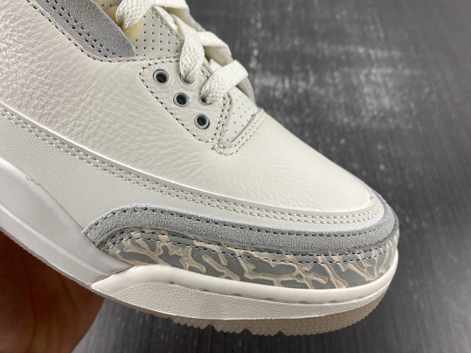 Air Jordan 3 Craft “Ivory”   FJ9479-100