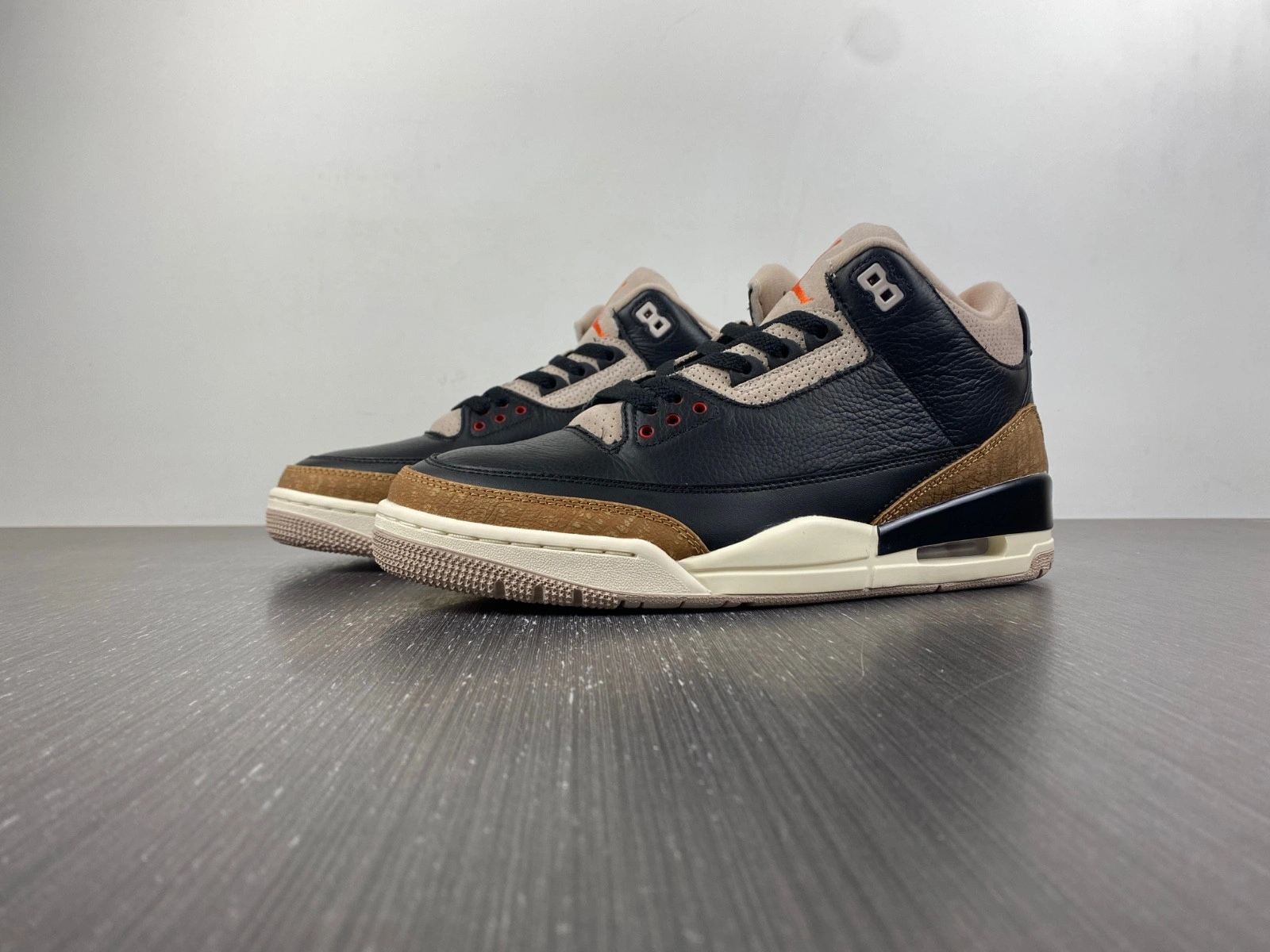 Air Jordan 3 Desert Cement CT8532-008