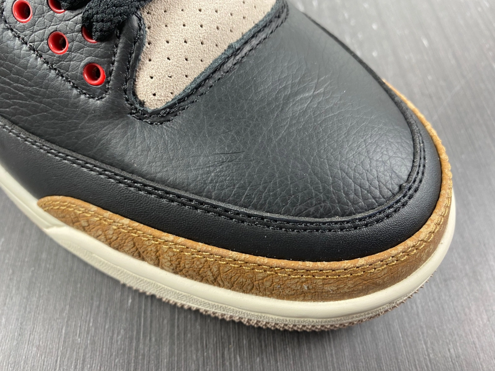 Air Jordan 3 Desert Cement CT8532-008