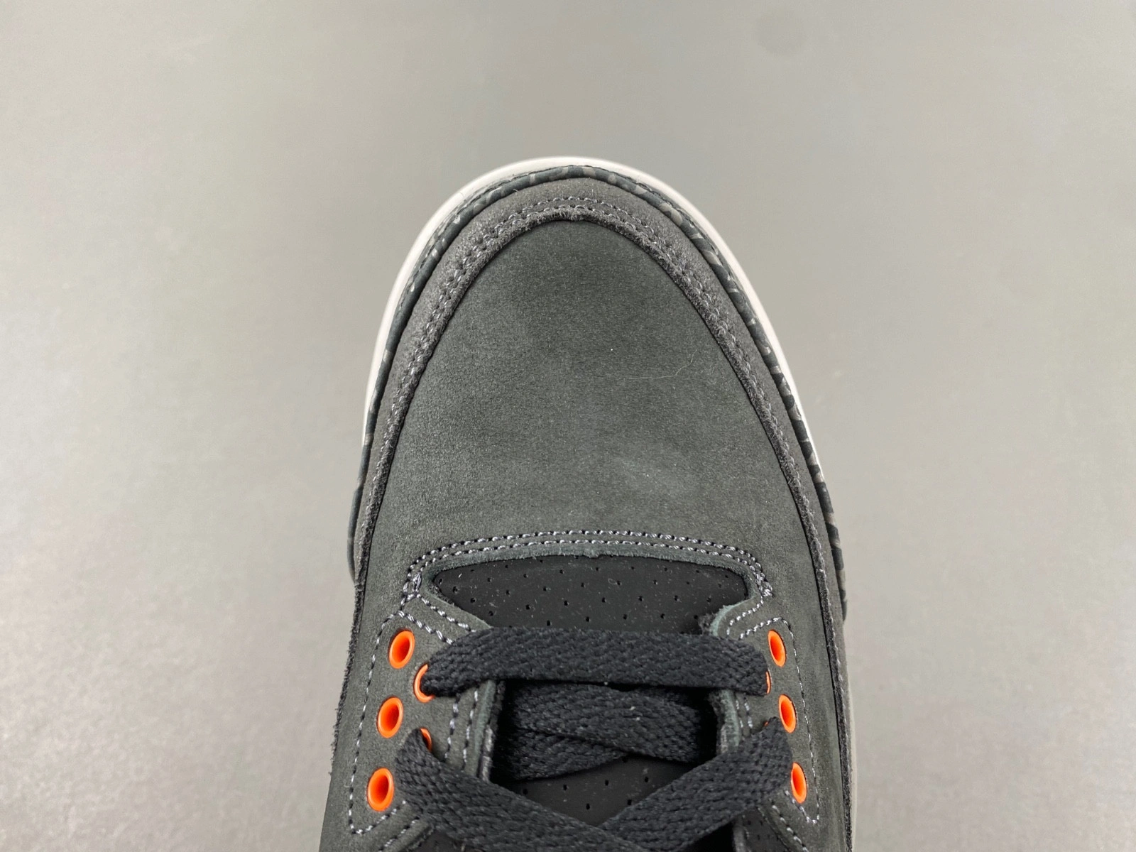 Air Jordan 3 “Fear”  CT8532-080
