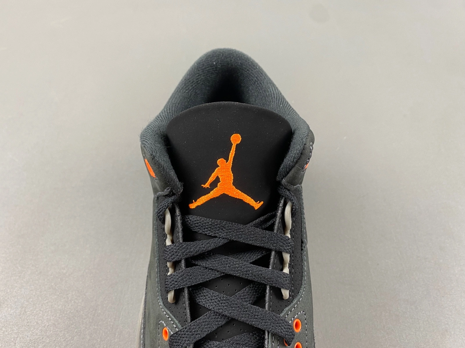 Air Jordan 3 “Fear”  CT8532-080