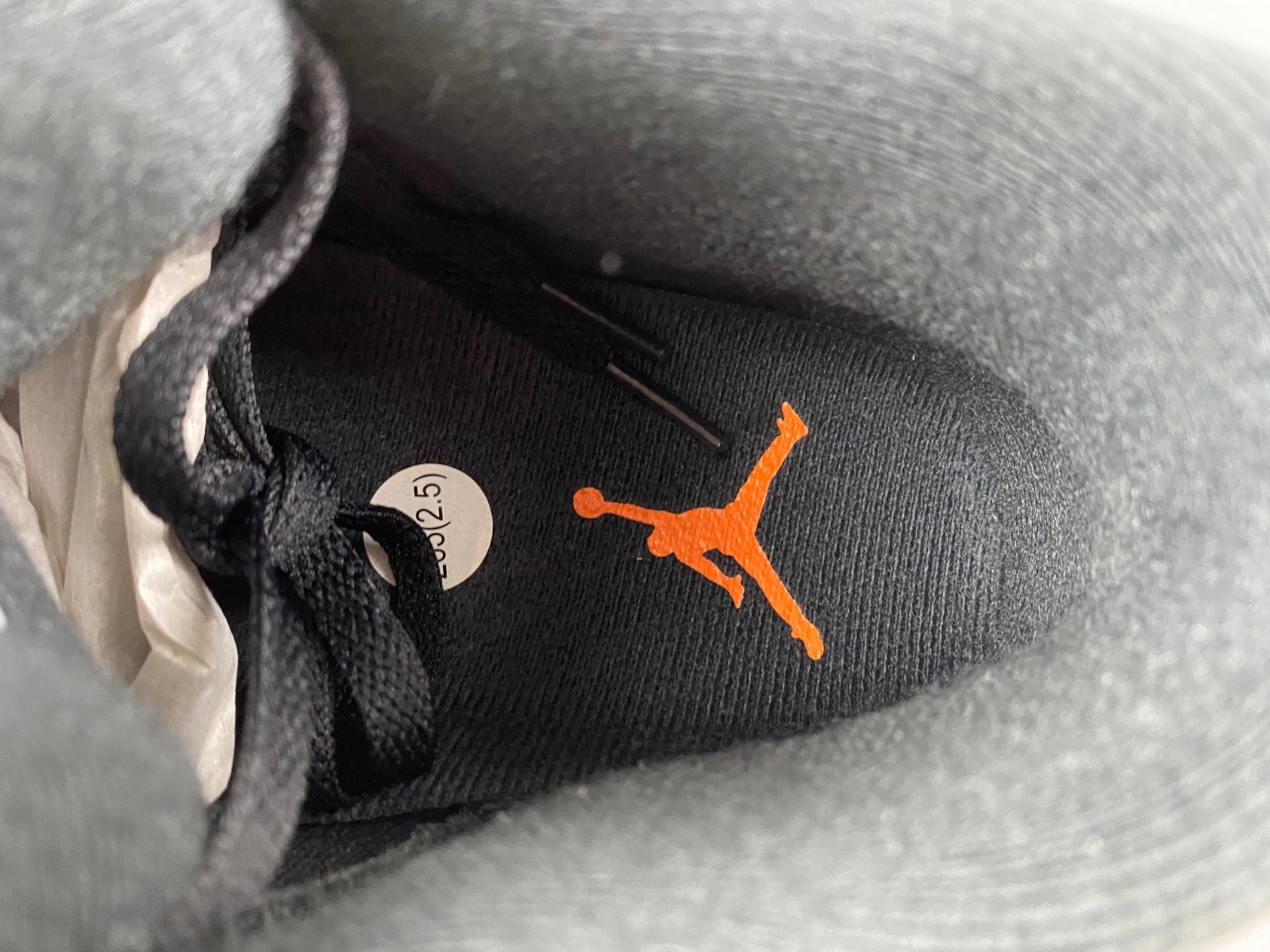 Air Jordan 3 “Fear”  CT8532-080