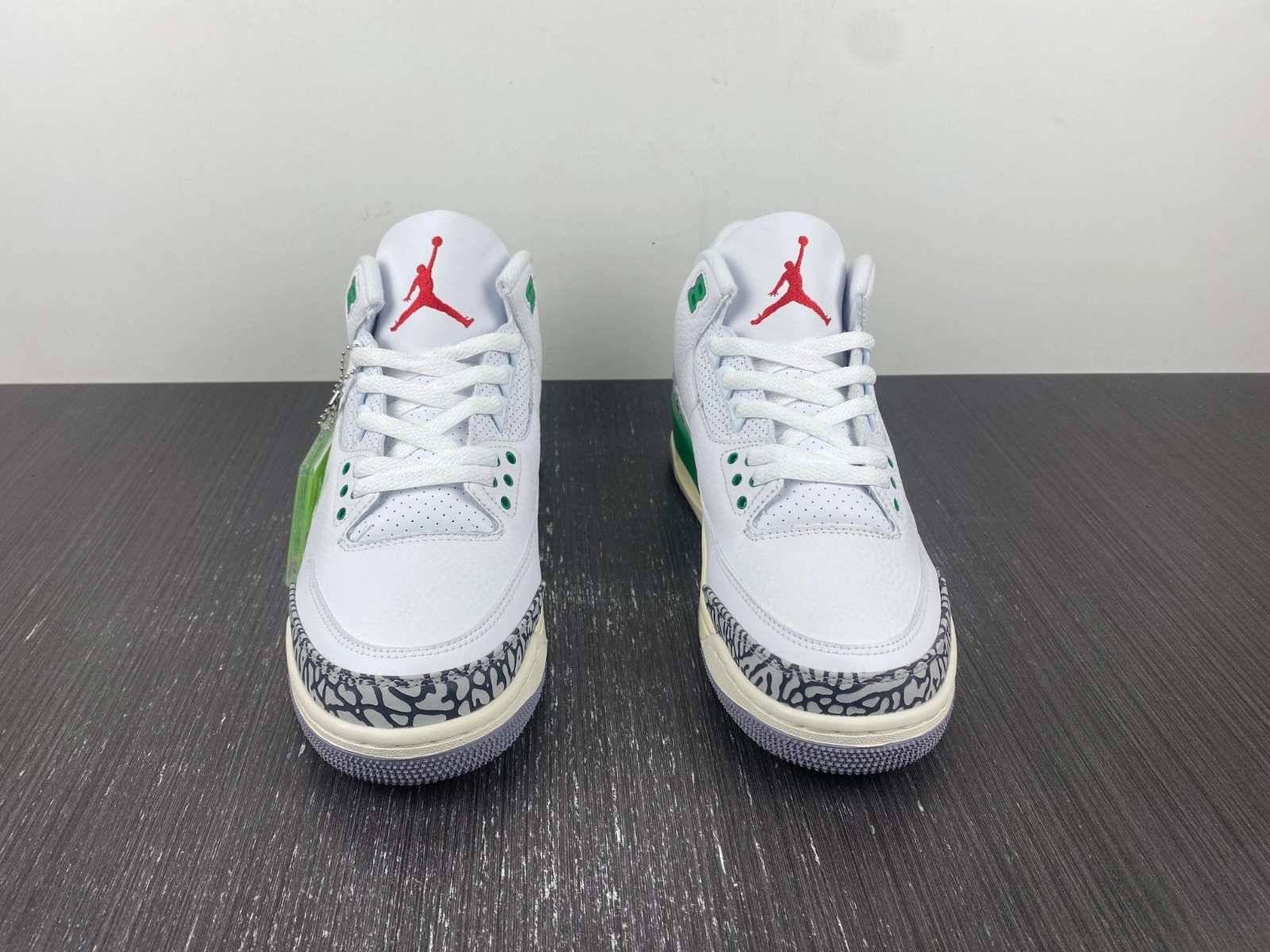 Air Jordan 3 Lucky Green WMNS CK9246-136