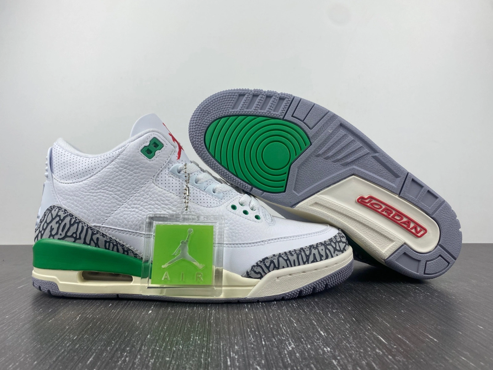 Air Jordan 3 Lucky Green WMNS CK9246-136
