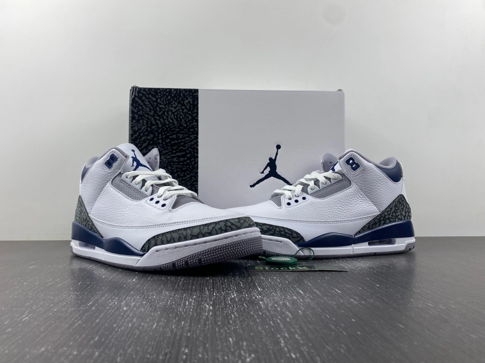 Air Jordan 3 “Midnight Navy”  CT8532-140