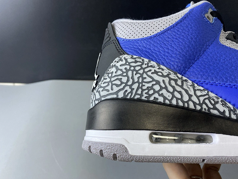 Air Jordan 3 “Varsity Royal”  CT8532-400