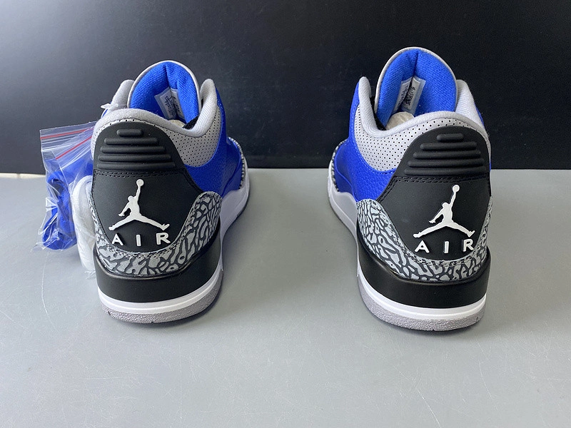 Air Jordan 3 “Varsity Royal”  CT8532-400