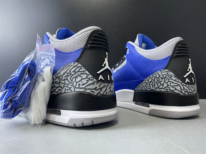 Air Jordan 3 “Varsity Royal”  CT8532-400