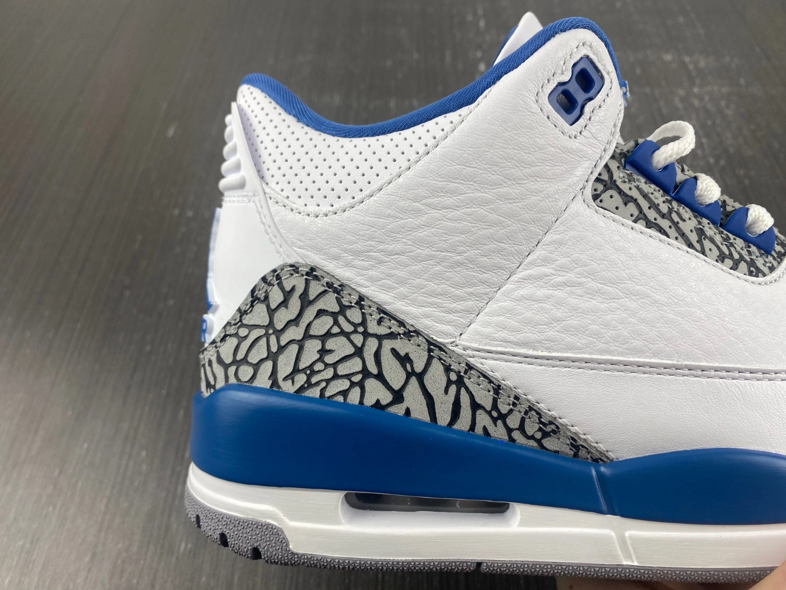 Air Jordan 3 'Wizards' - CT8532-148