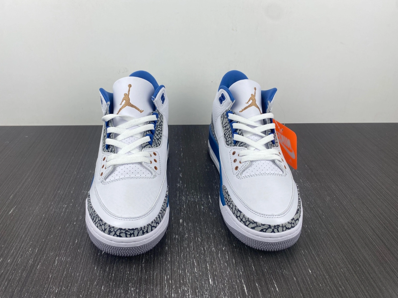 Air Jordan 3 'Wizards' - CT8532-148