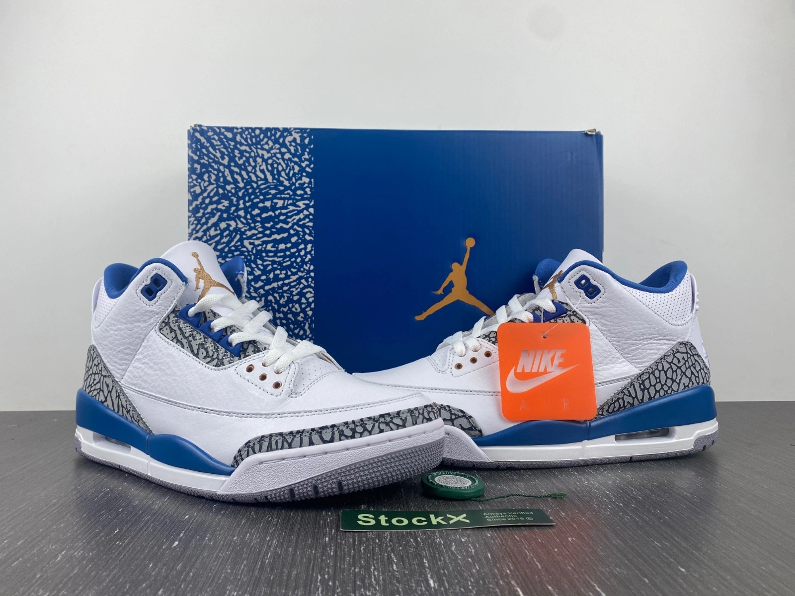 Air Jordan 3 'Wizards' - CT8532-148