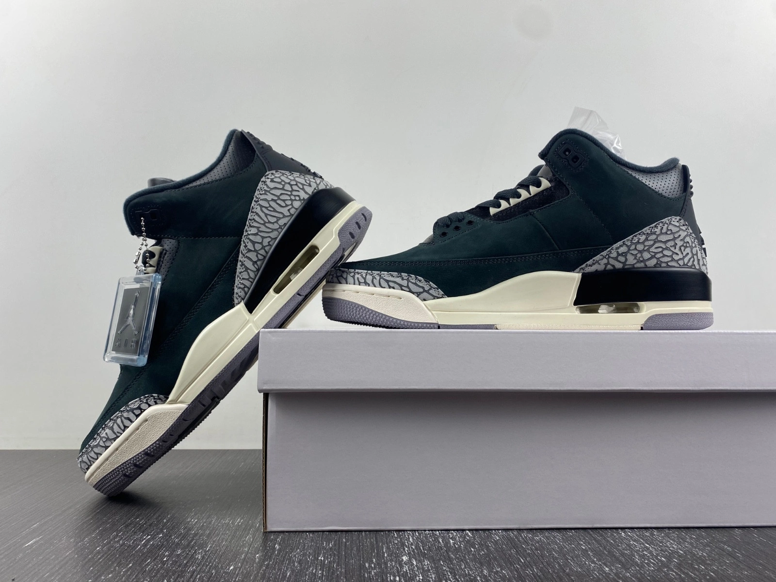 Air Jordan 3 Womens 