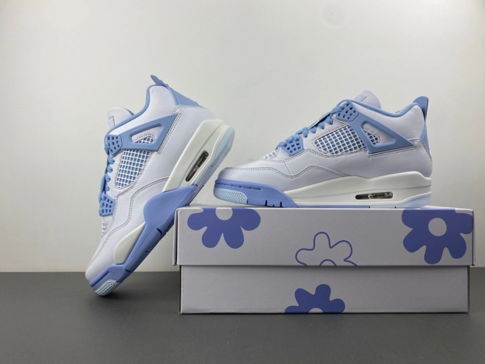 Air Jordan 4 
