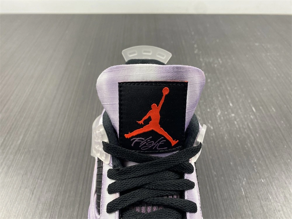 Air Jordan 4 