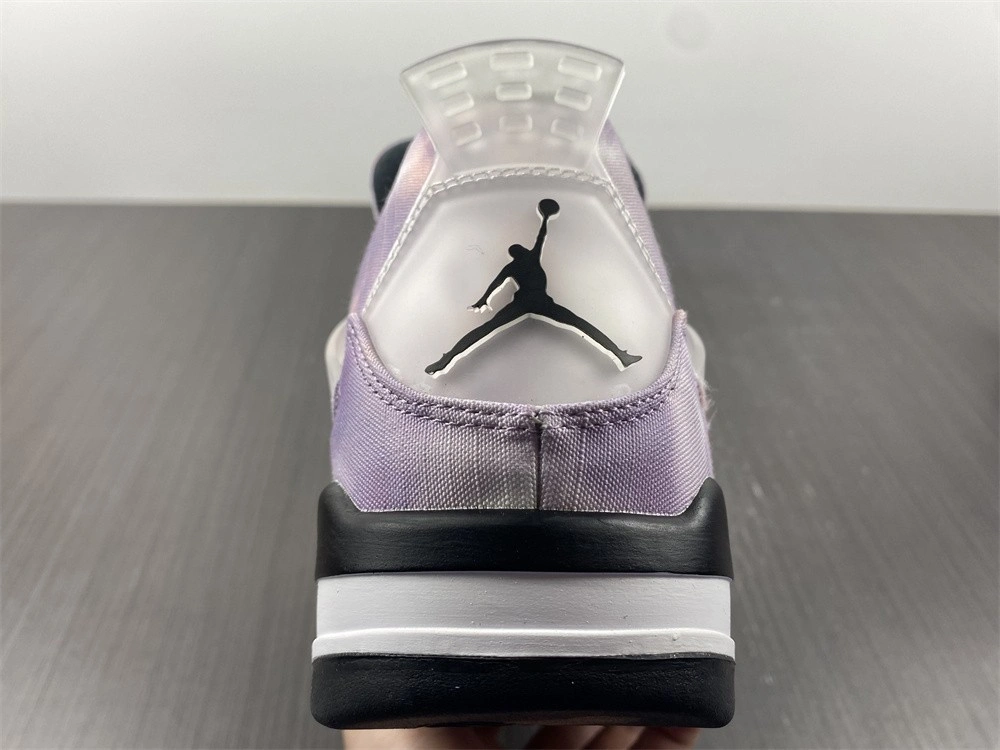 Air Jordan 4 