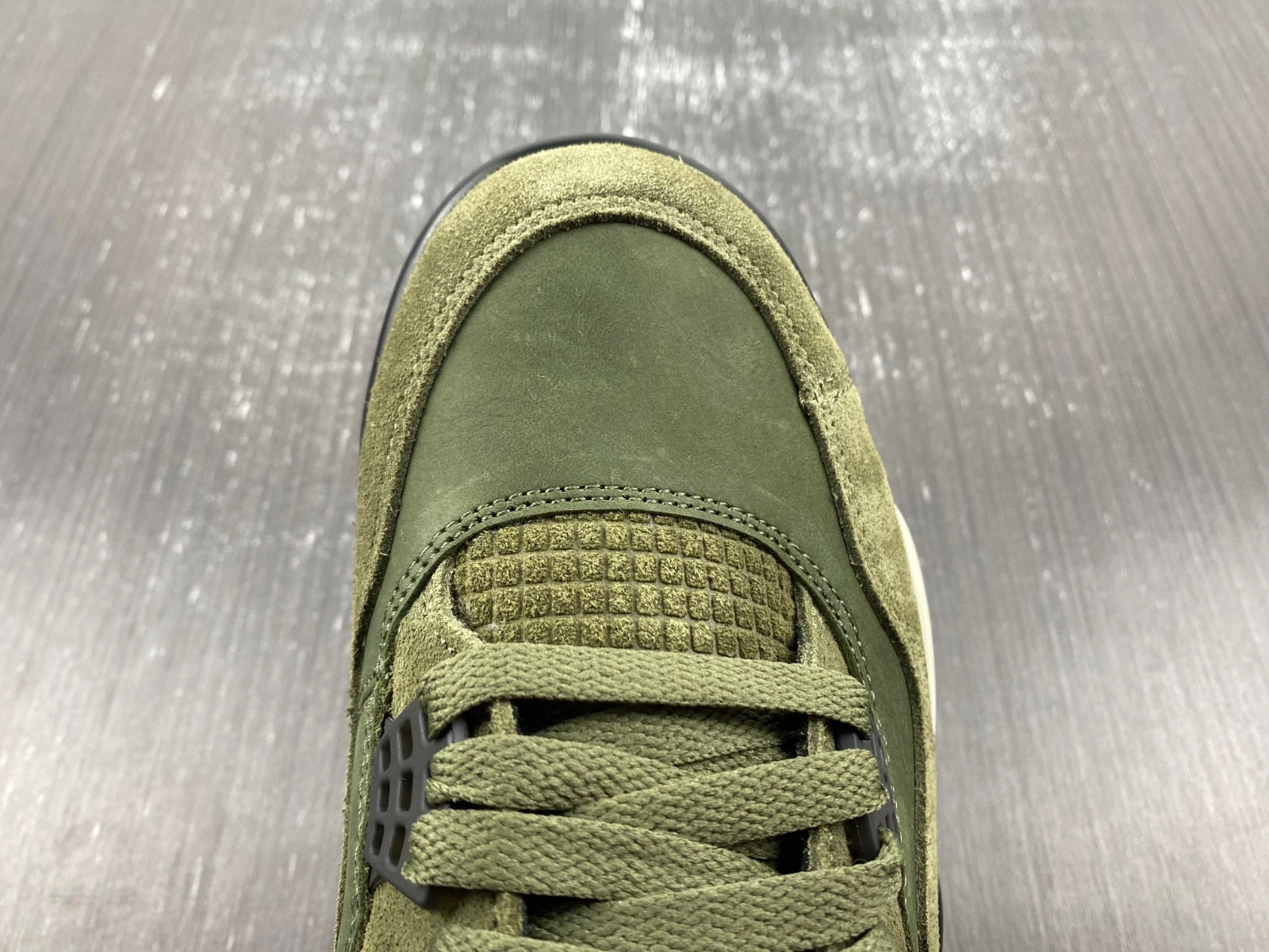 Air Jordan 4 Craft 