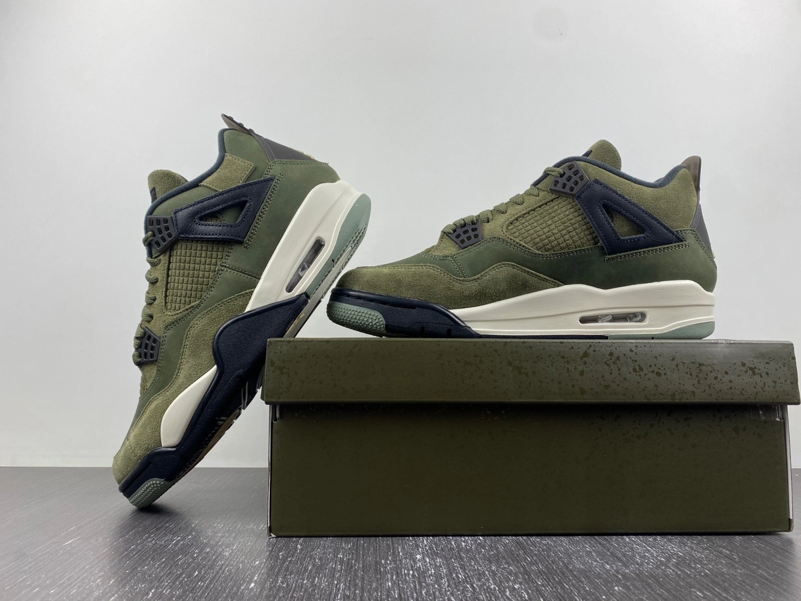 Air Jordan 4 Craft 
