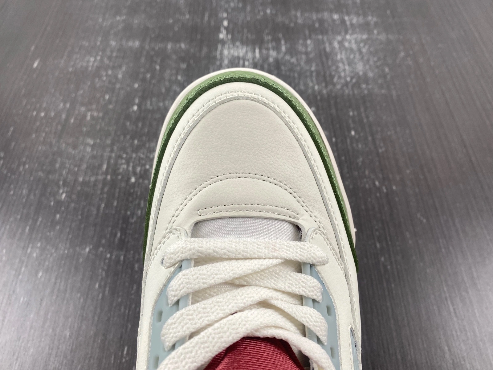 Air Jordan 4 FJ6372-100