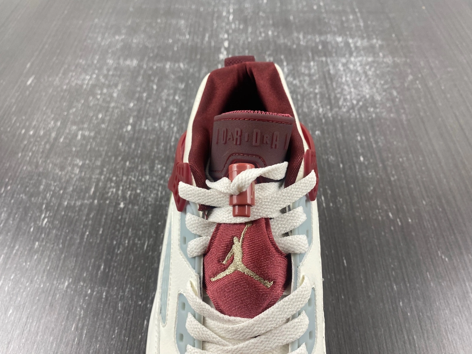 Air Jordan 4 FJ6372-100