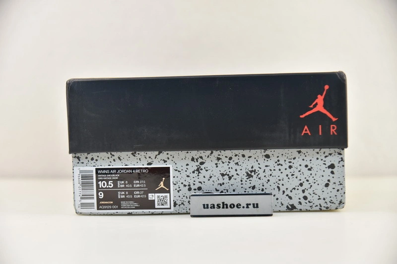 Air Jordan 4 Frozen Moments AQ9129-001