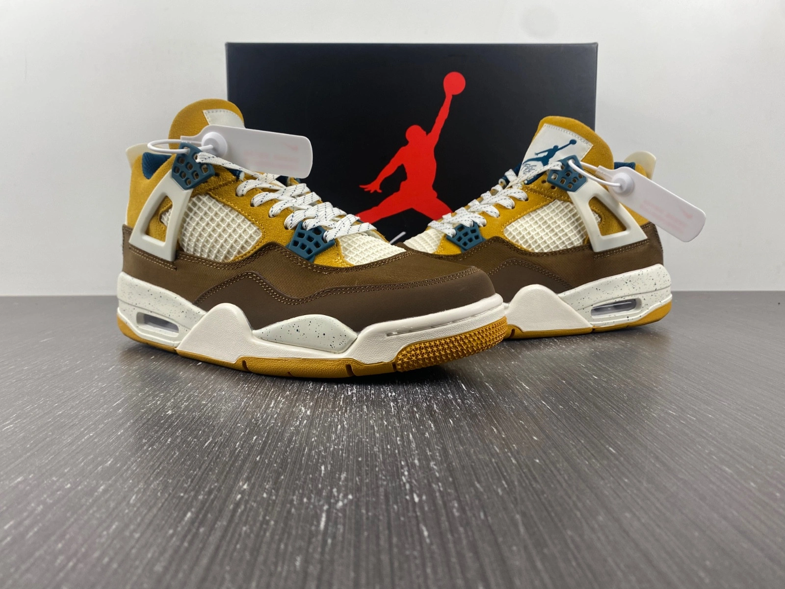 Air Jordan 4 GS 
