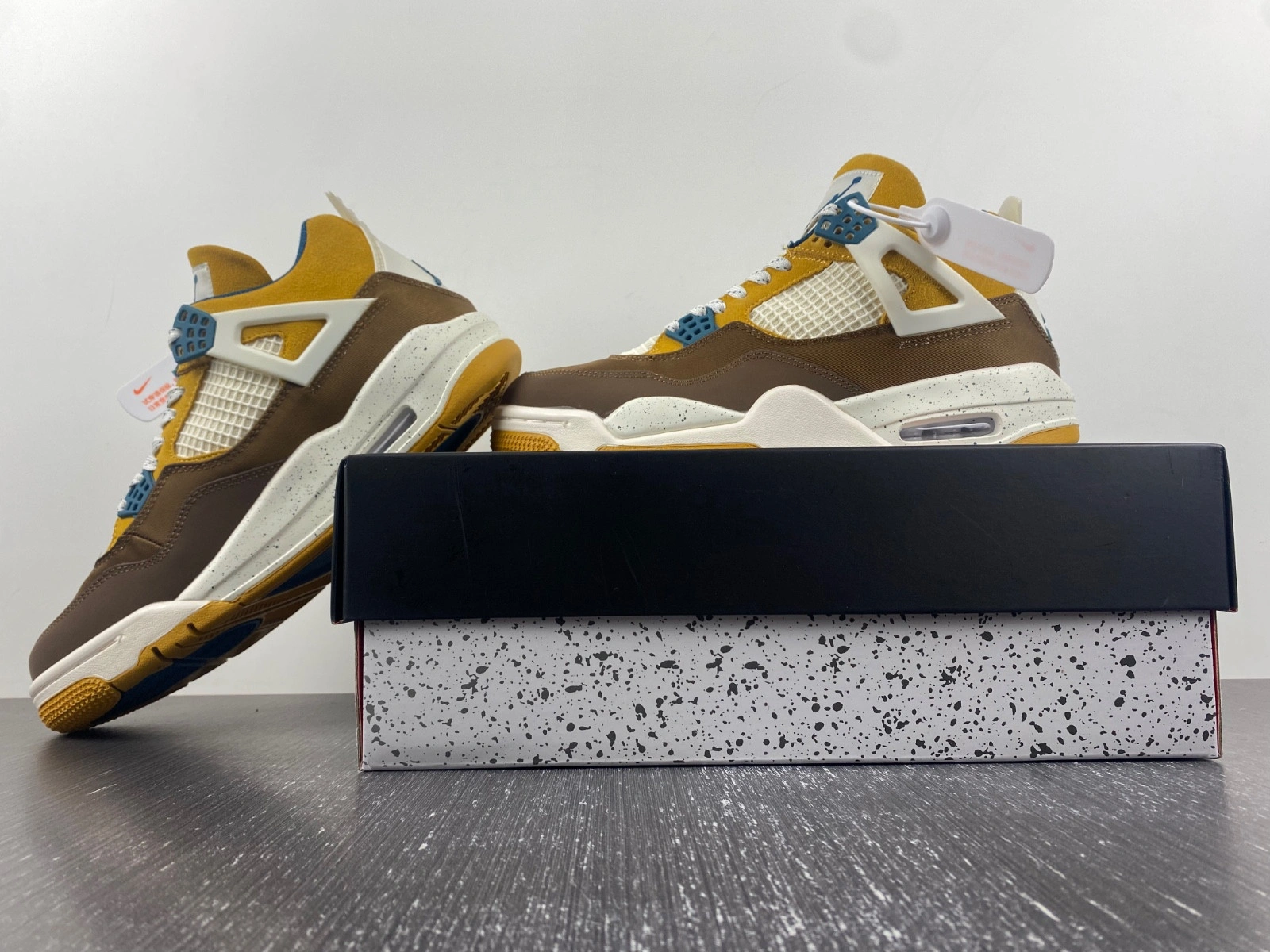 Air Jordan 4 GS 