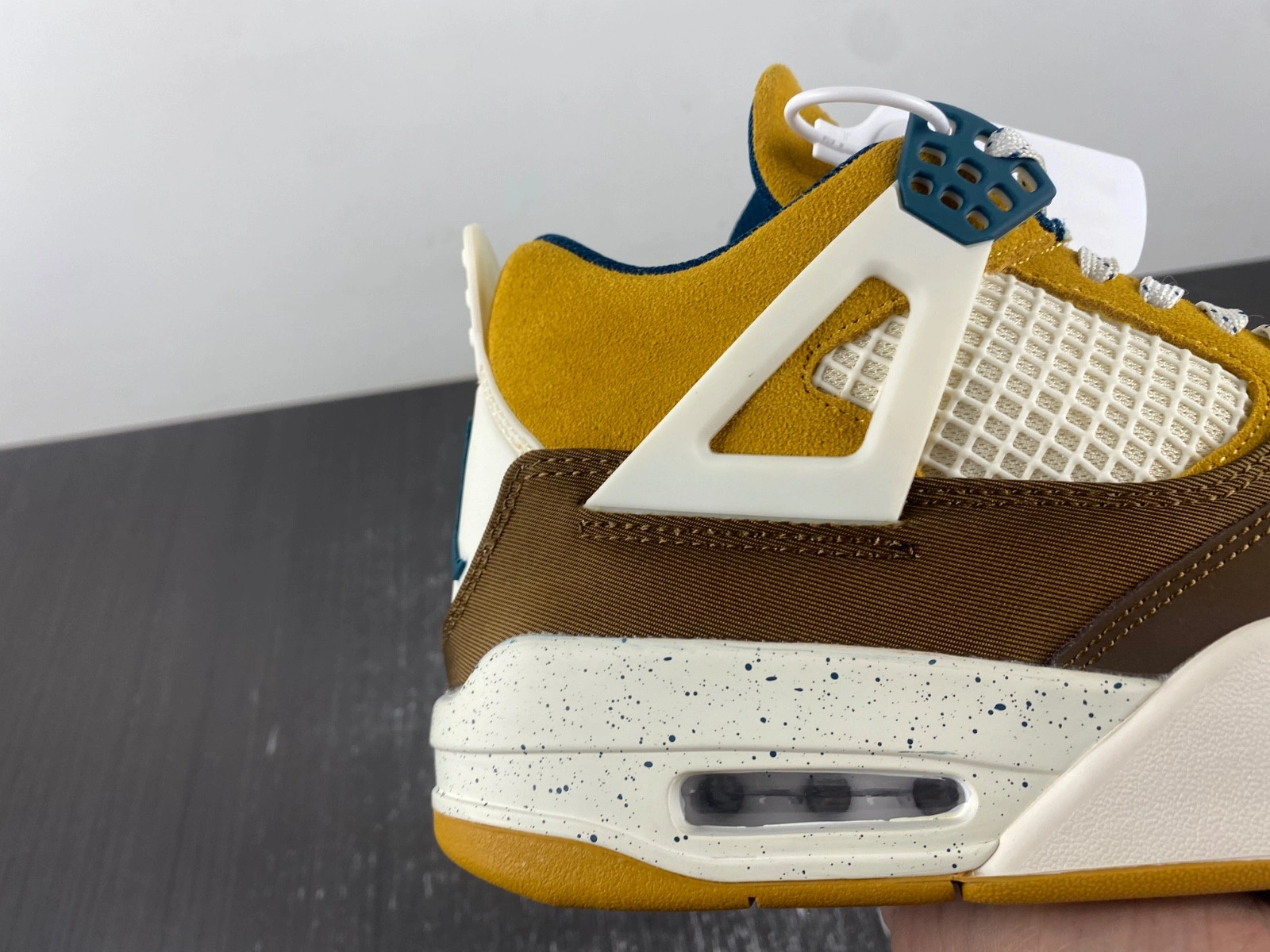 Air Jordan 4 GS 