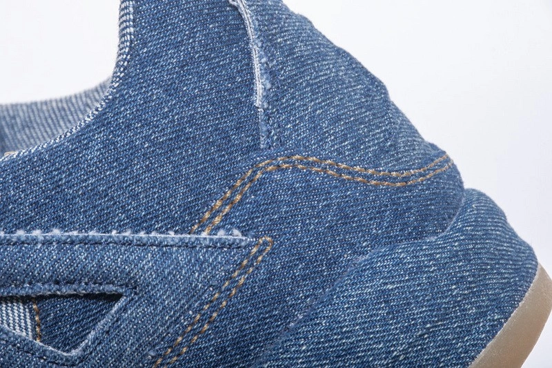 Air Jordan 4 Levis Blue Denim AO2571-401