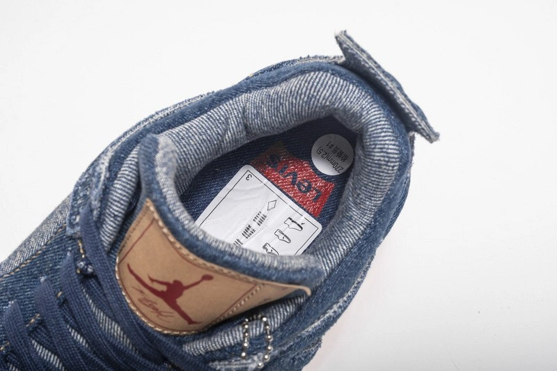 Air Jordan 4 Levis Blue Denim AO2571-401