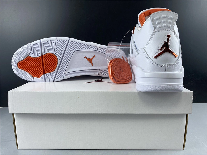 Air Jordan 4 “Metallic Orange”  CT8527-118