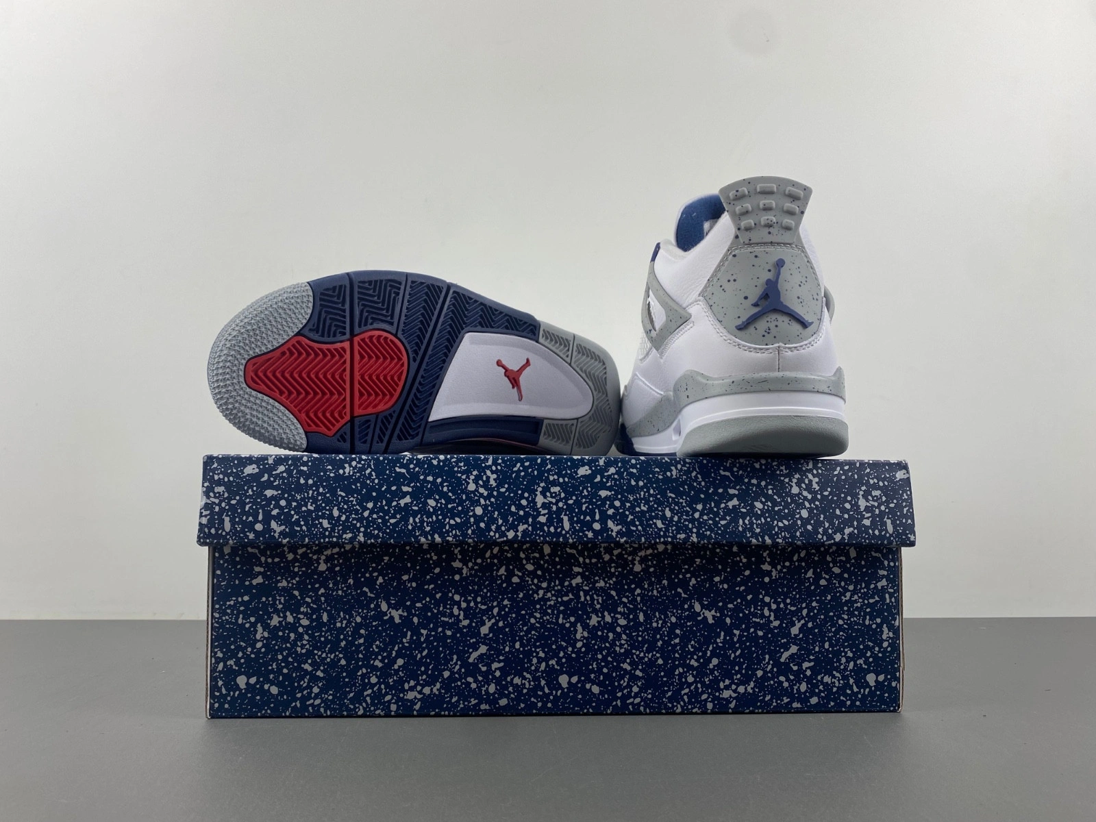 Air Jordan 4 Midnight Navy DH6927-140