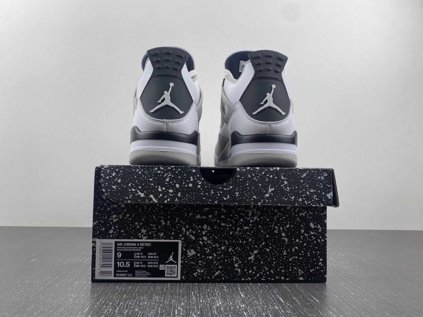 Air Jordan 4 