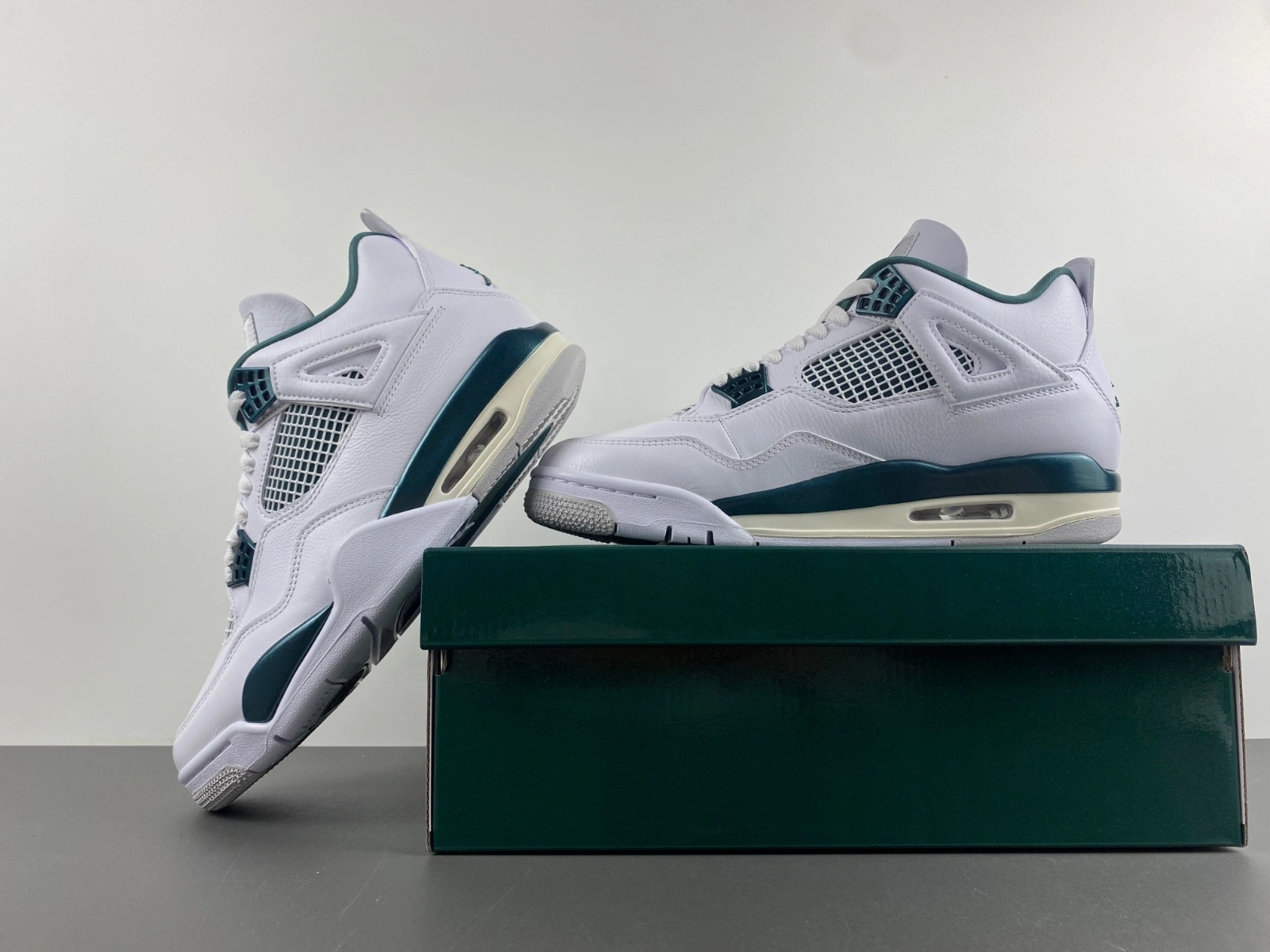 Air Jordan 4 Oxidized Green FQ8138-103