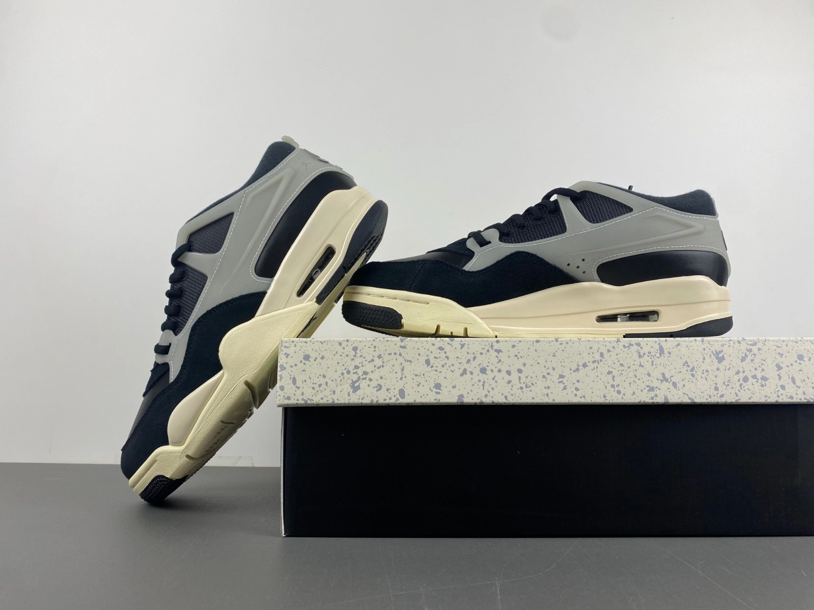 Air Jordan 4 RM 'Black Sail' - FQ7939 006
