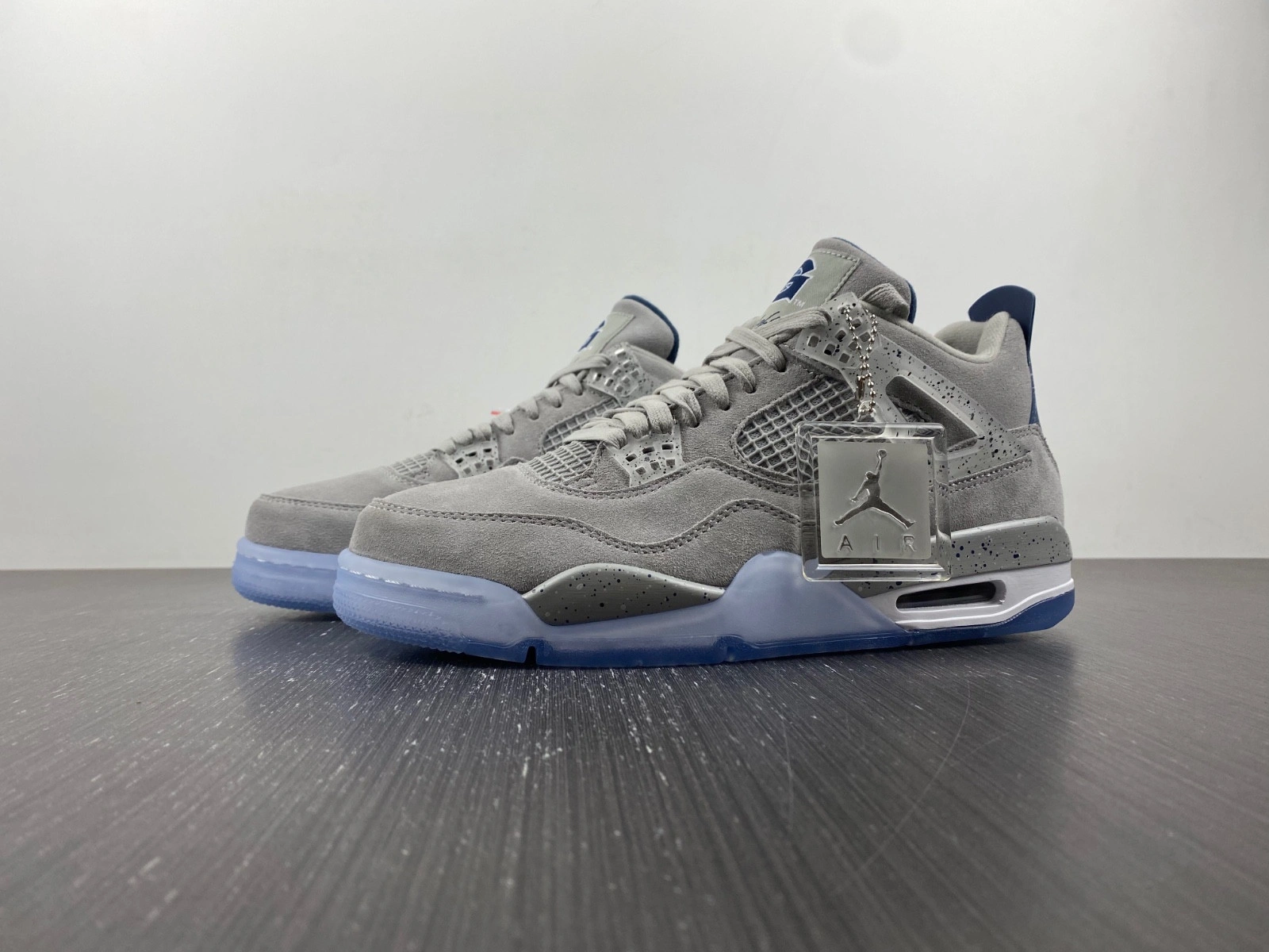 Air Jordan 4 Retro 'Georgetown' PE  AJ4-1043505