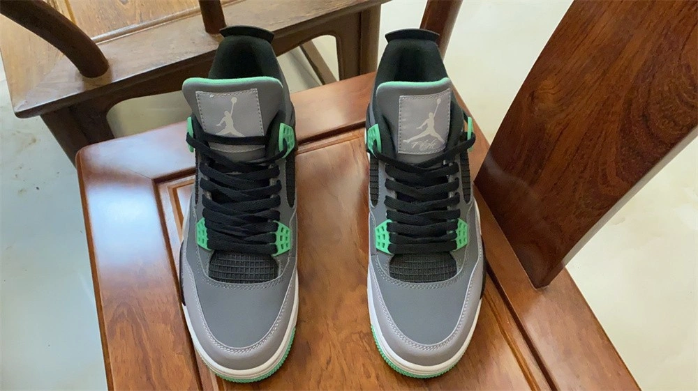 Air Jordan 4 Retro 'Green Glow' - 308497 033